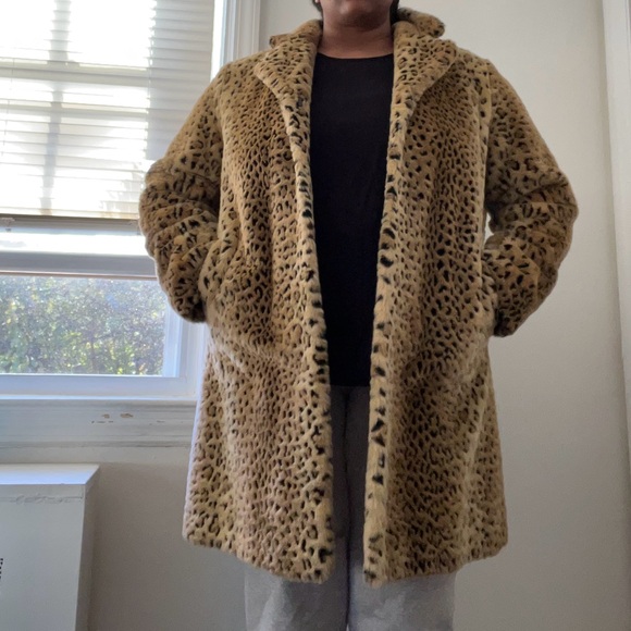 Faux Leopard Print Coat - Picture 6 of 9